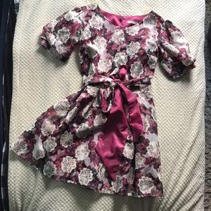 Moi Angel Rose lined dress with bell sleeves and lace flower appliqué Size XL42